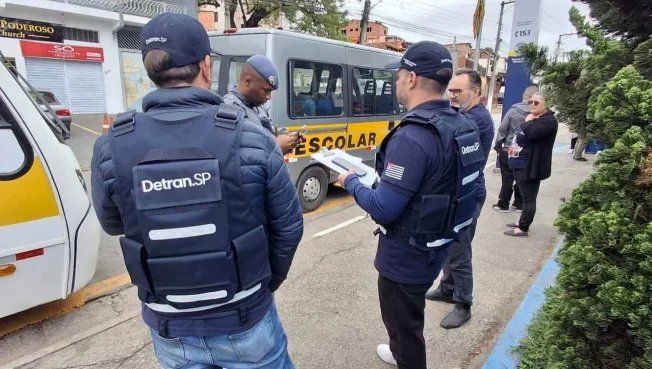 Detran-SP abre concurso com 145 vagas e salário de R$ 5,7 mil