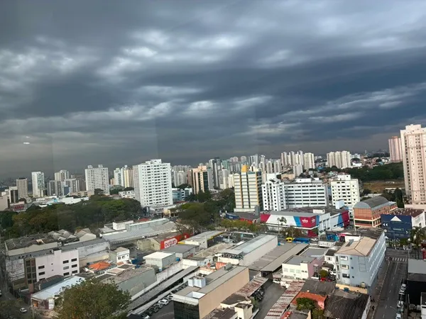 Guarulhos tem manhã nublada e fria, com chuva prevista para a noite