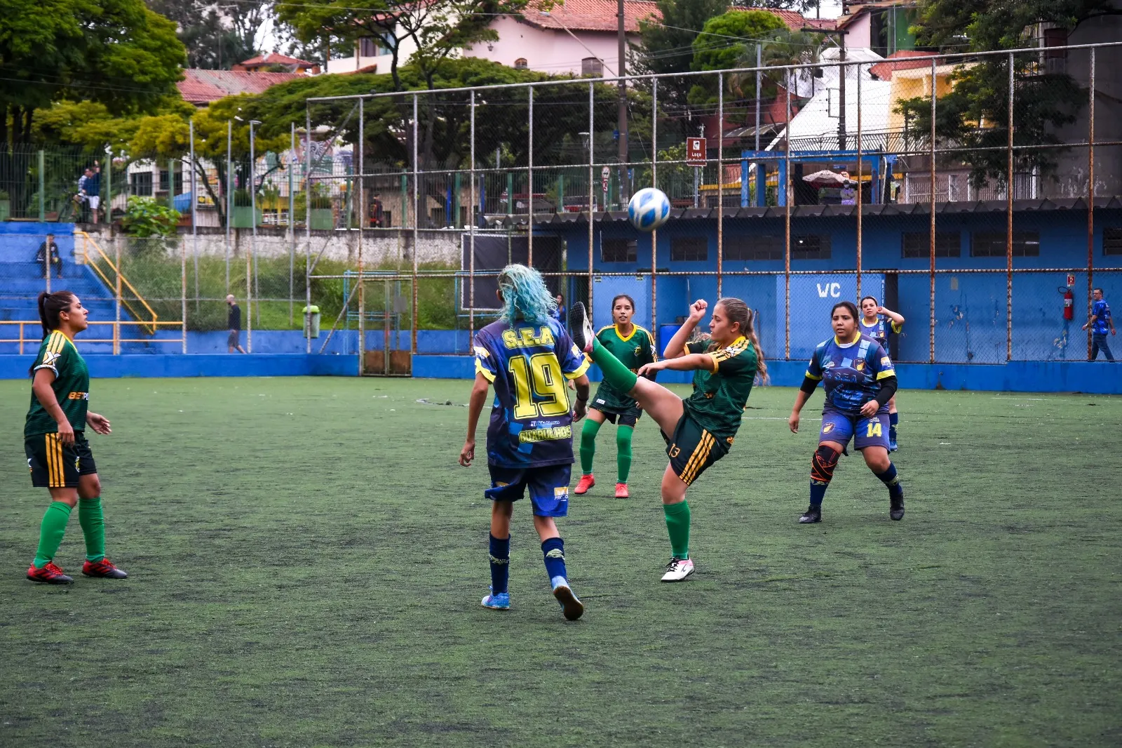 Série Rubi reúne 16 equipes de futebol feminino em Guarulhos