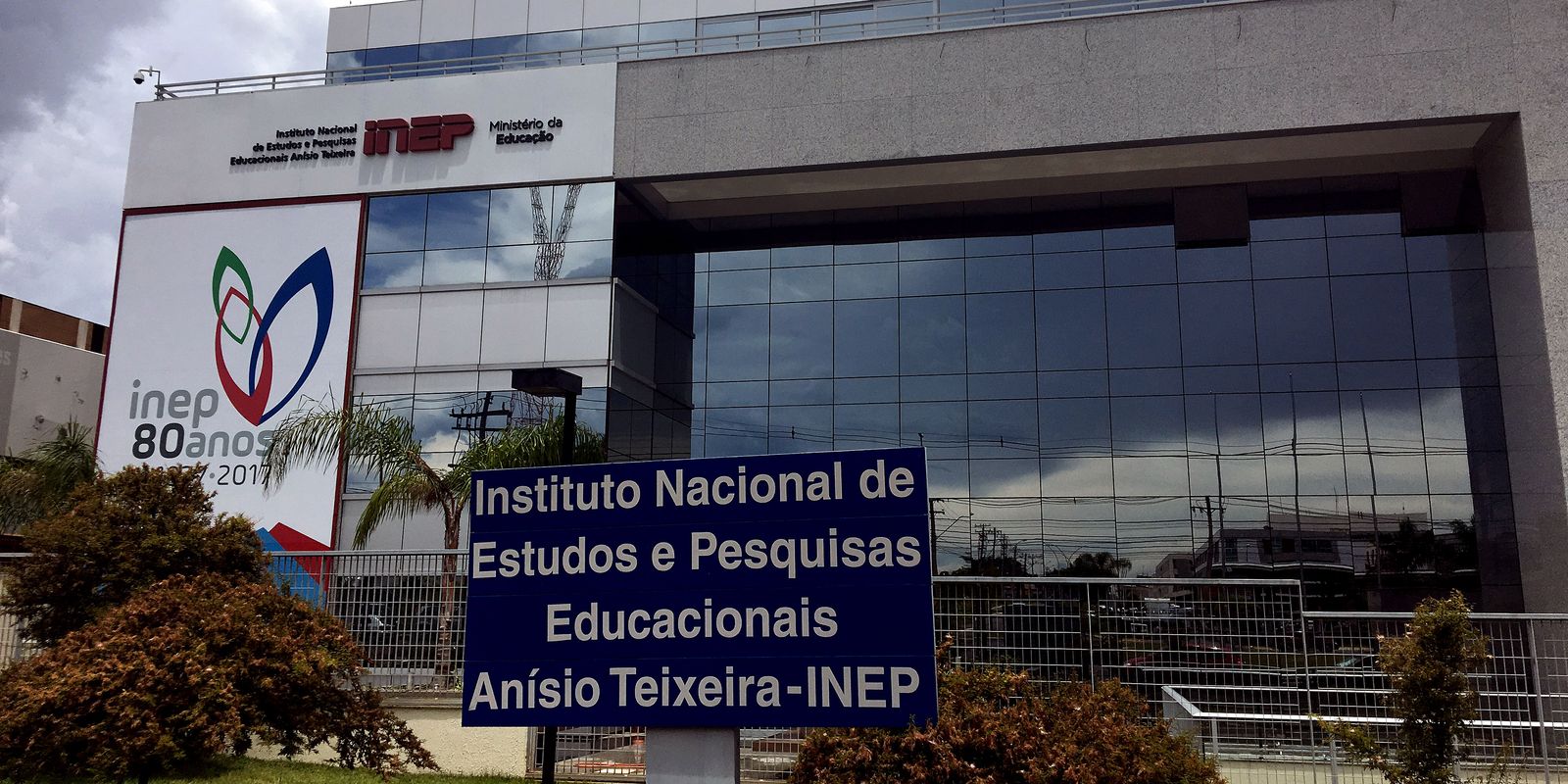 Inep libera cartões do Enamed e Revalida para médicos de Guarulhos