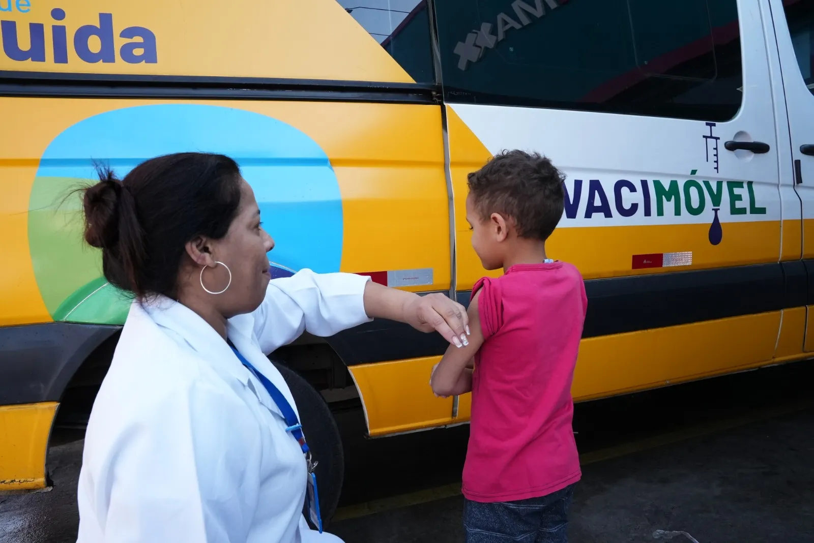 Vacimóvel percorre regiões de Guarulhos com doses contra sarampo e gripe
