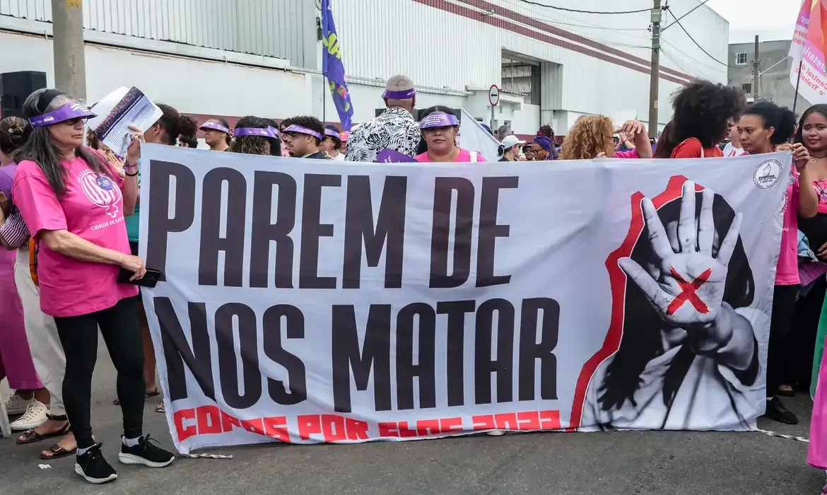 Programa prevê monitoramento eletrônico de agressores e rastreador para a vítima