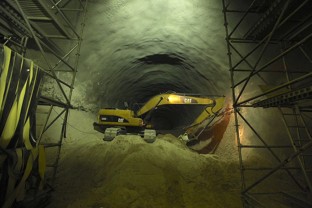 Escavações do metrô rumo a Guarulhos têm previsão para outubro