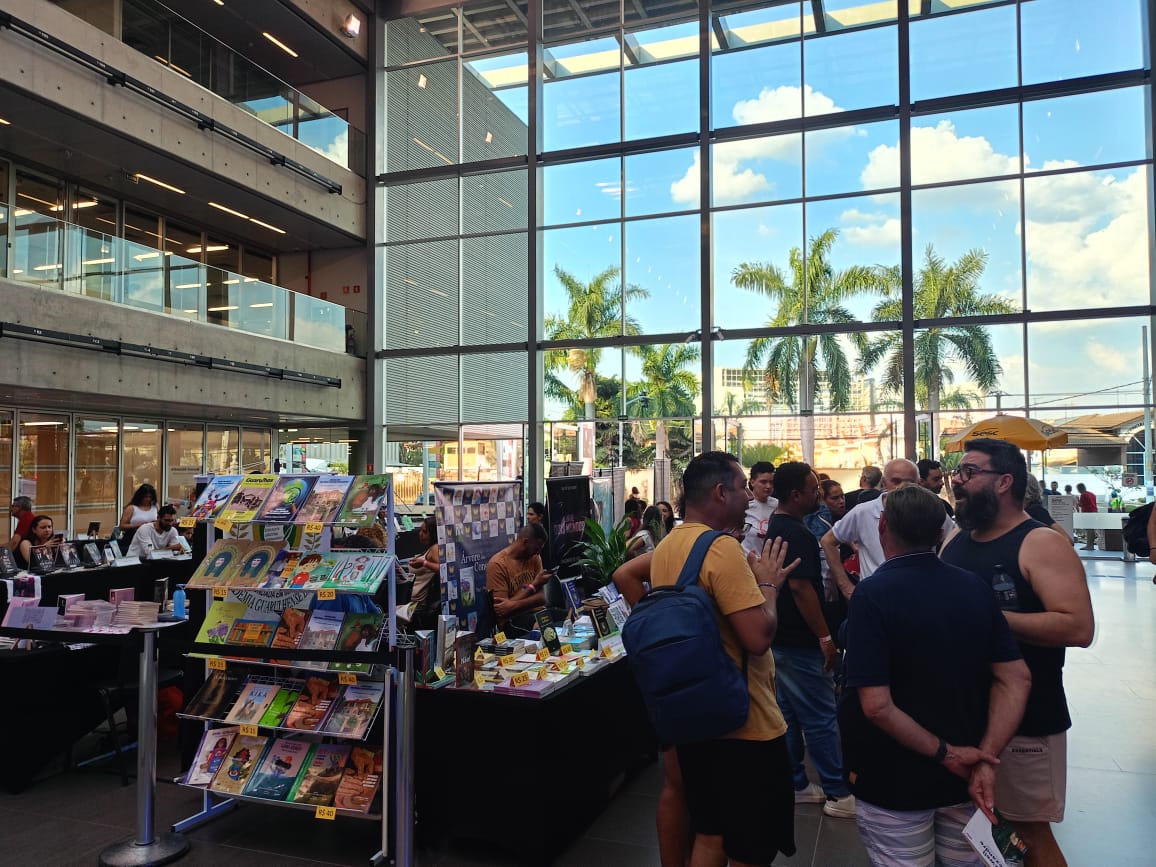 Feira do Livro do Escritor Guarulhense ocorre no dia 26 na Vila Galvão