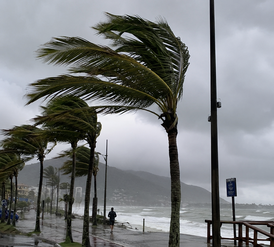 Frente fria e ciclone mudam o tempo na Grande São Paulo neste fim de semana