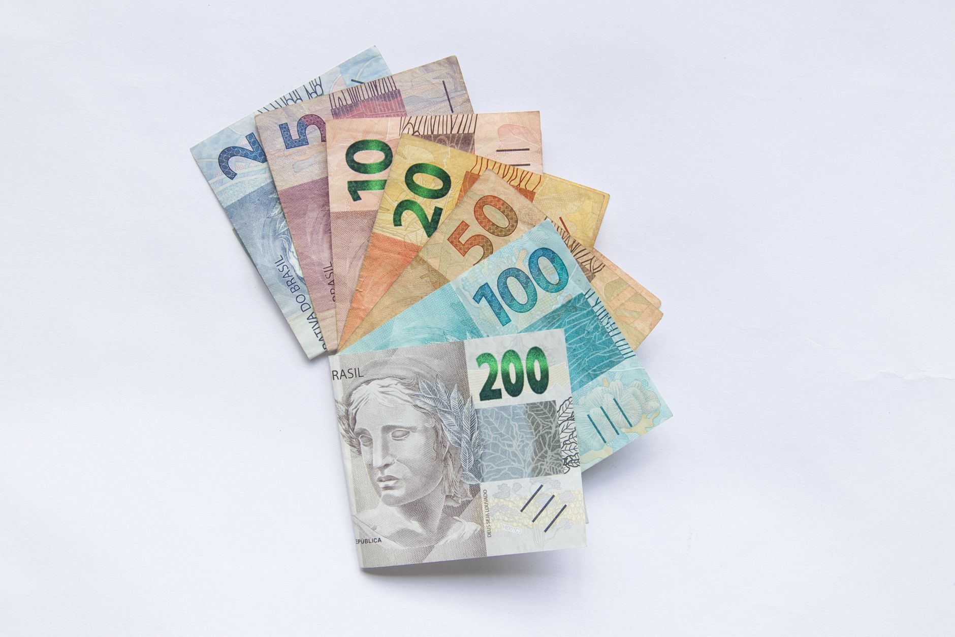 Greve nacional da Caixa continua após rejeição de nova proposta
