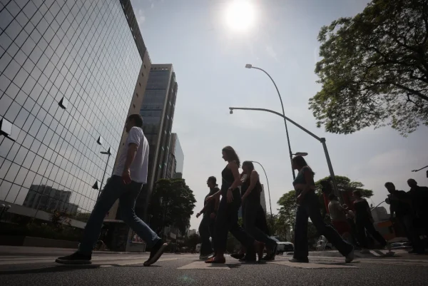 Guarulhos enfrenta a gangorra térmica com oscilações bruscas