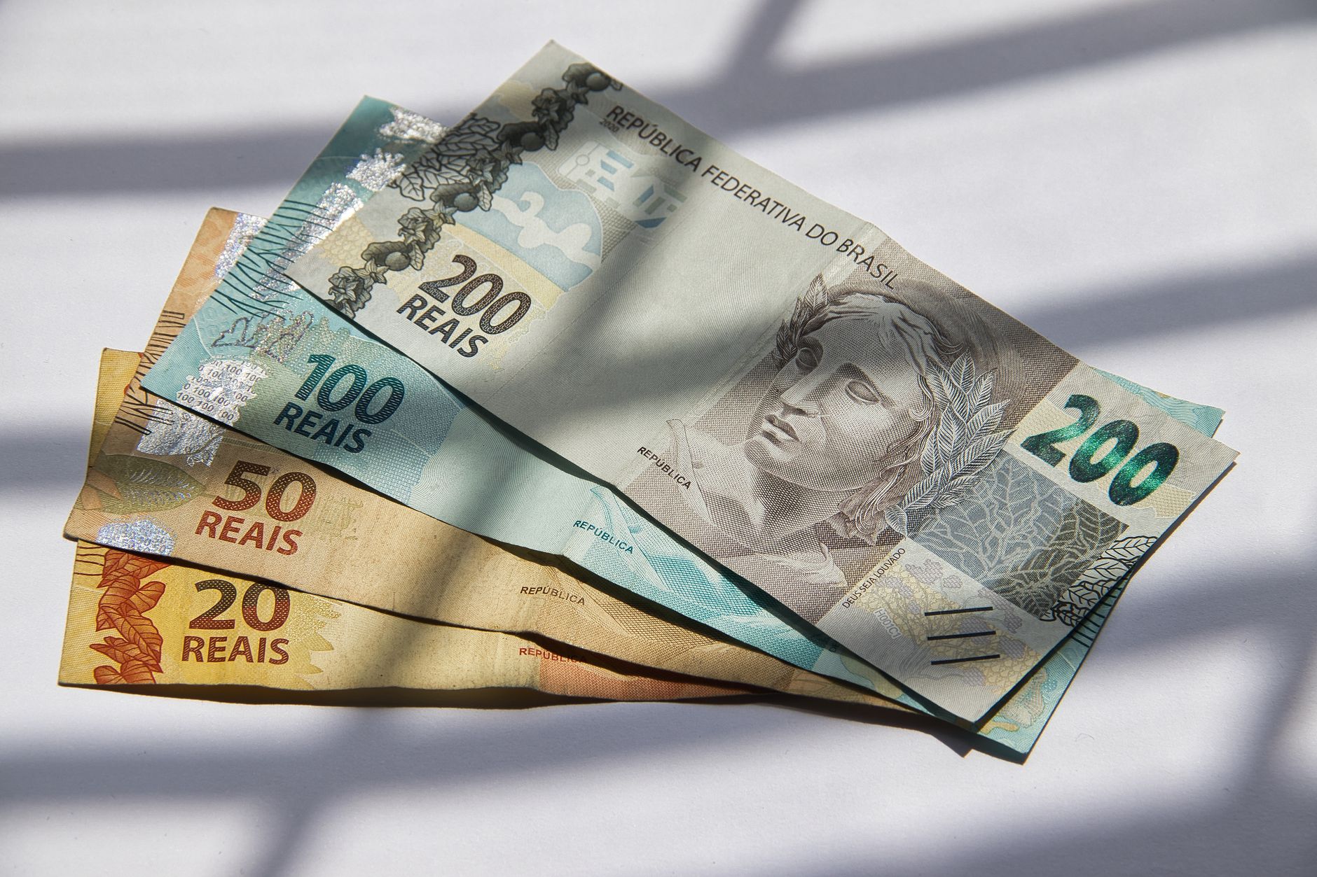 Simulação avalia se vale a pena vender Tesouro IPCA+ comprado no pico